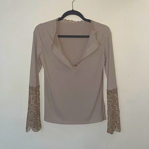 Beautiful apricot lace sleeves blouse.